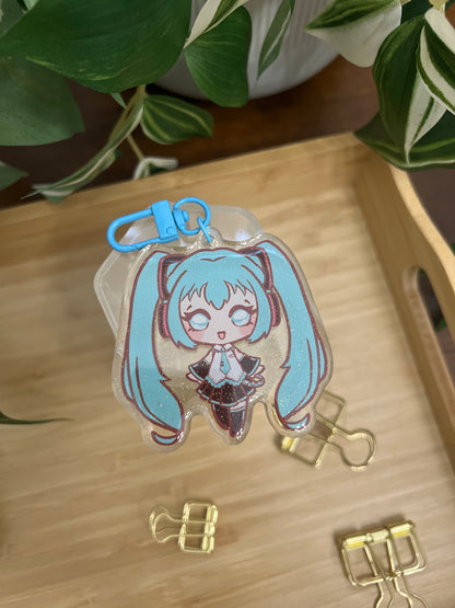 Vocaloid Pop Star Miku Double-Sided Glitter Keychain